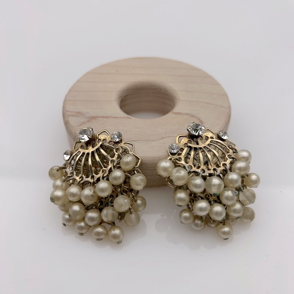 Elegant Vintage Gold and Cream Fax Pearl Cluster Earrings